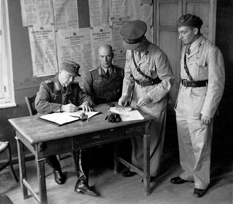Germans sign the surrender